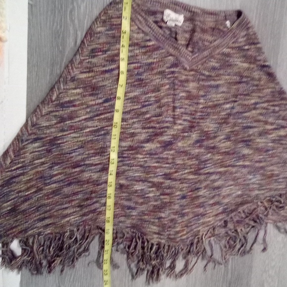 Forever 21 Global Boutique Fringe Bottom Colorful Poncho - Picture 6 of 12